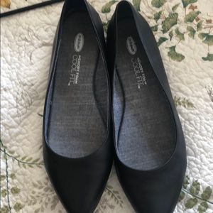 Black flats, pointed toe